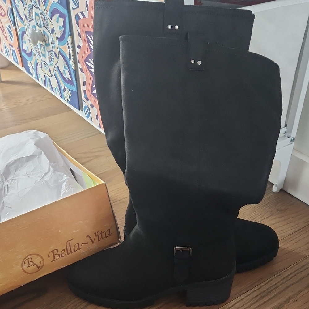 NWT! Bella Vita Women's Heeled Boots
